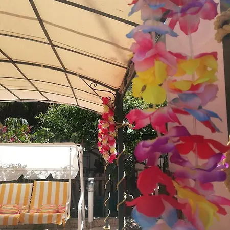 Lety Bed & Breakfast